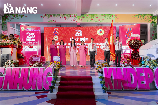 25 năm khát vọng vươn lên