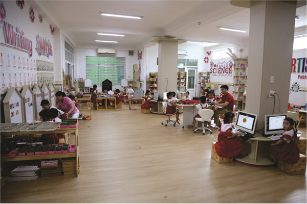 Hồng Nhung - Trường học hạnh phúc